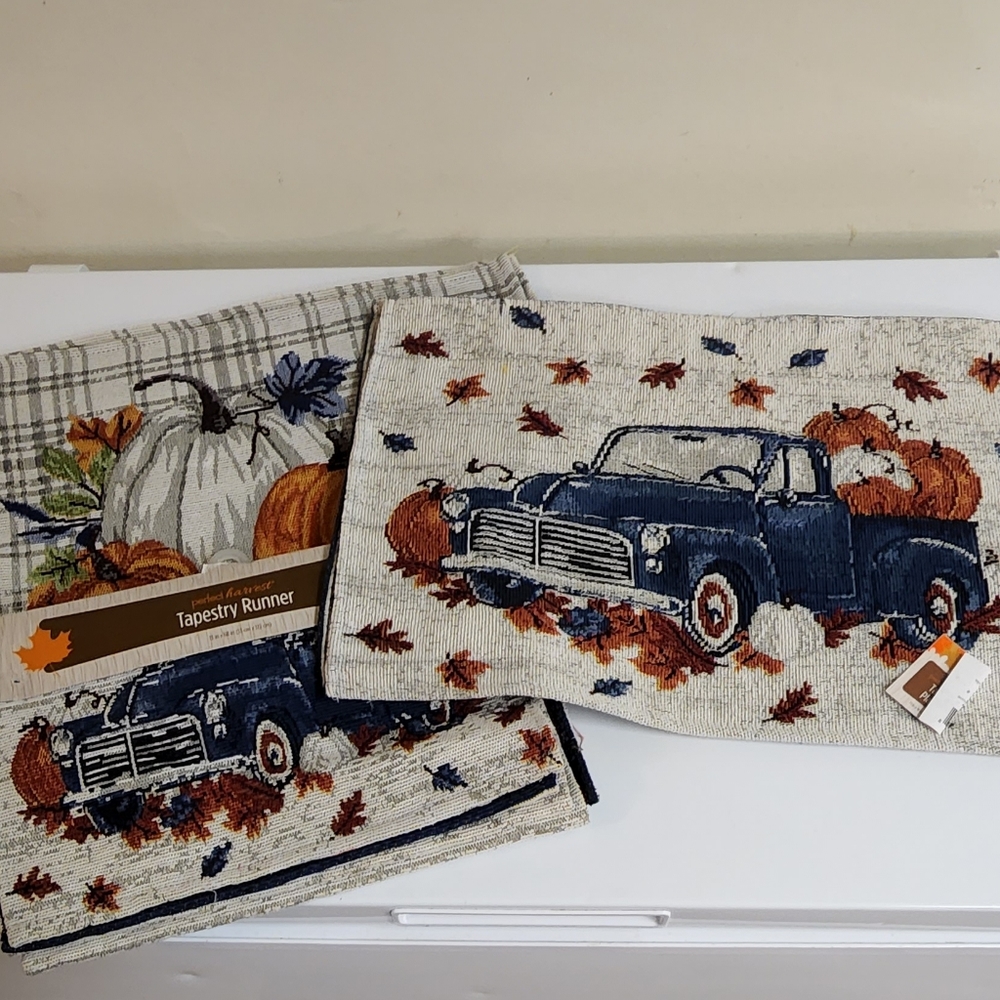 Fall Placemat and Table Runner Set